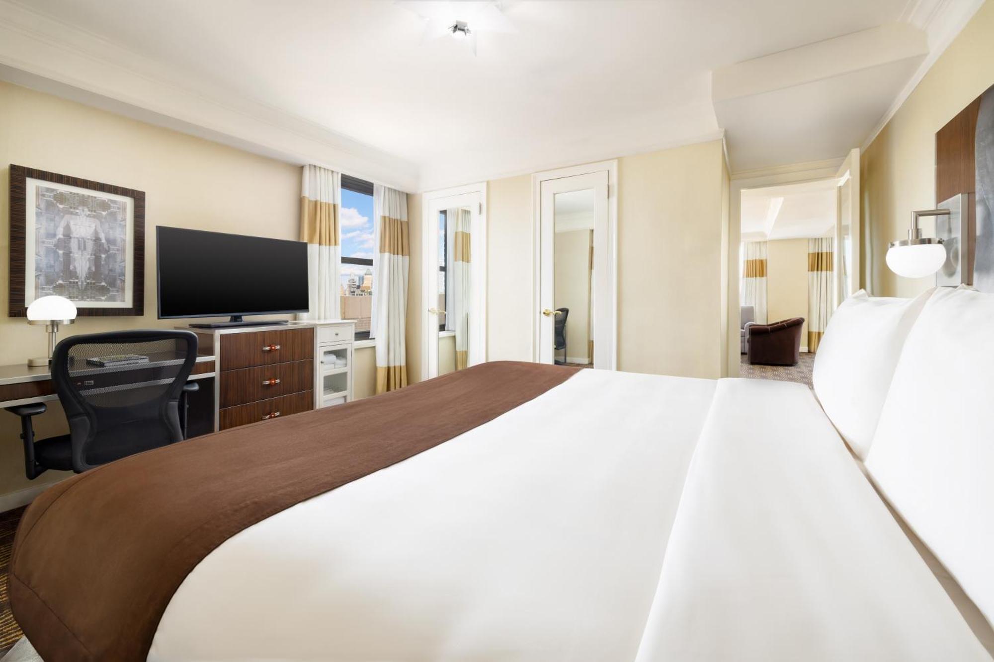 Queen Suite